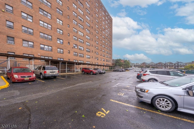 Jf Kennedy - Residential