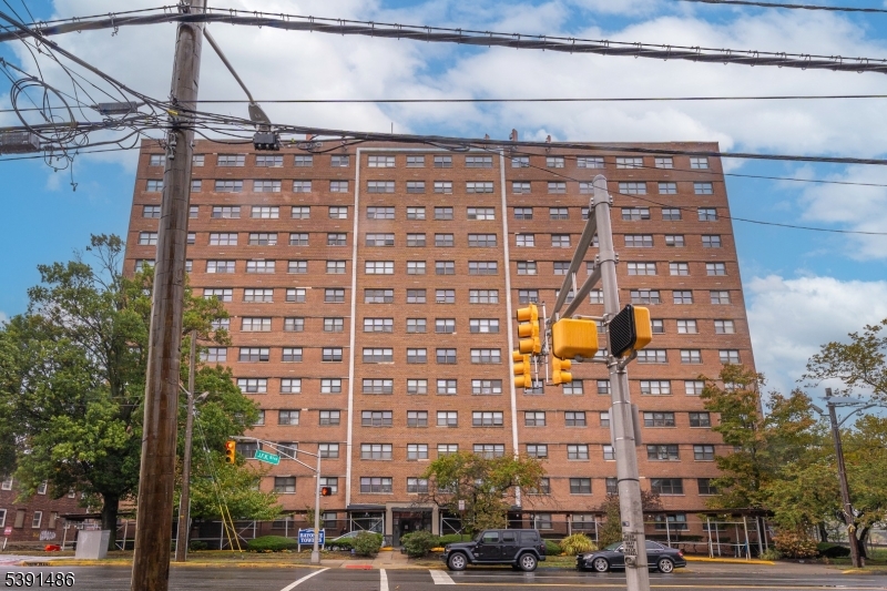 Jf Kennedy - Residential