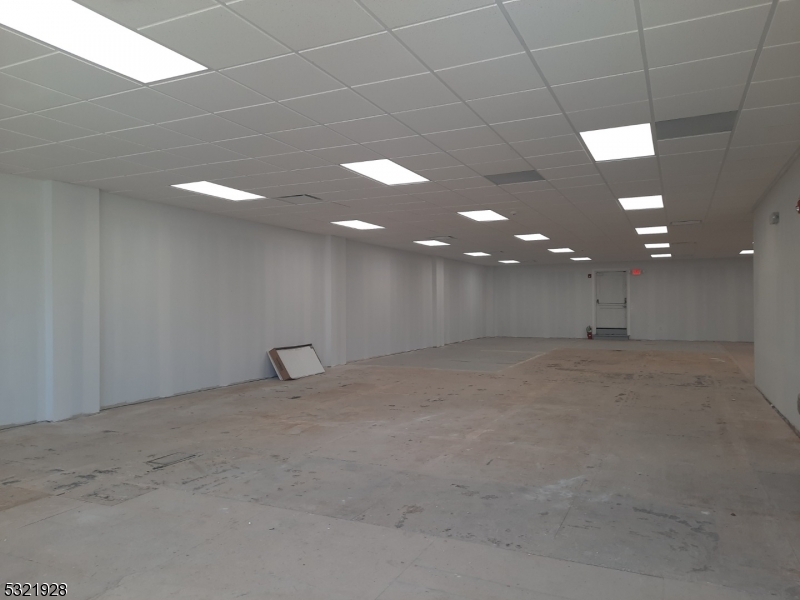 Totowa Boro, New Jersey 07512, United States, ,Residential,Active,33313