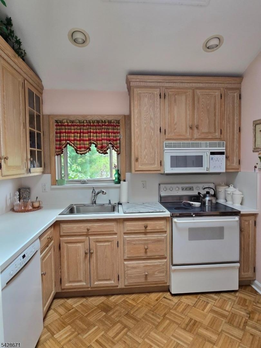 Oak Ridge/White Rock - Residential