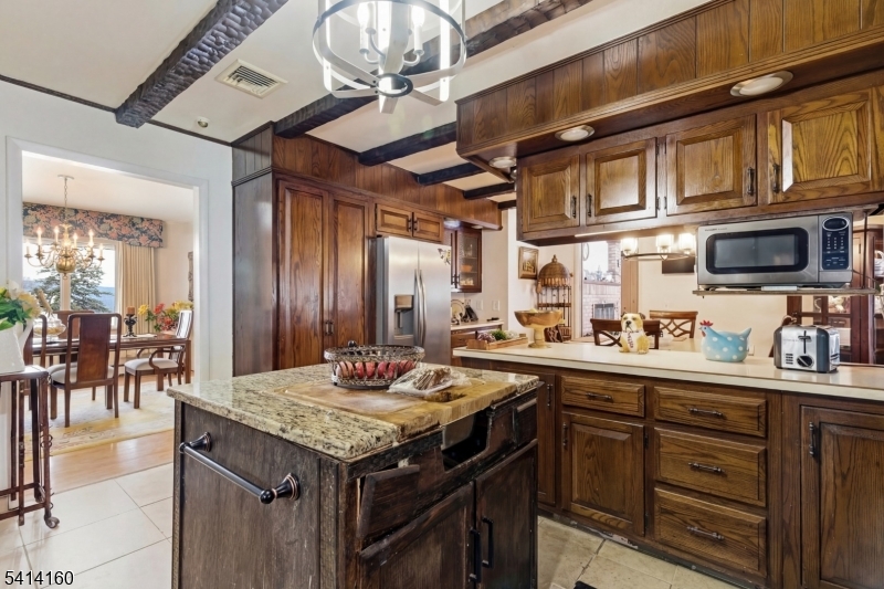 Simmons Lake - Residential