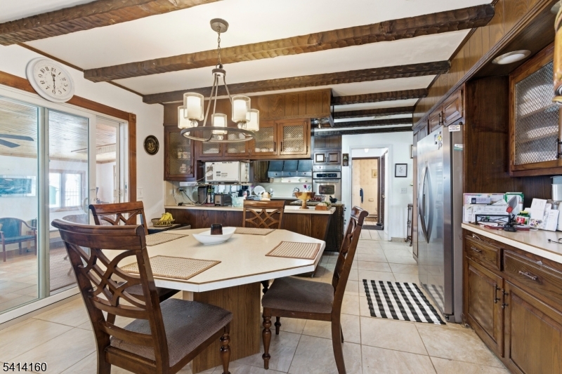 Simmons Lake - Residential