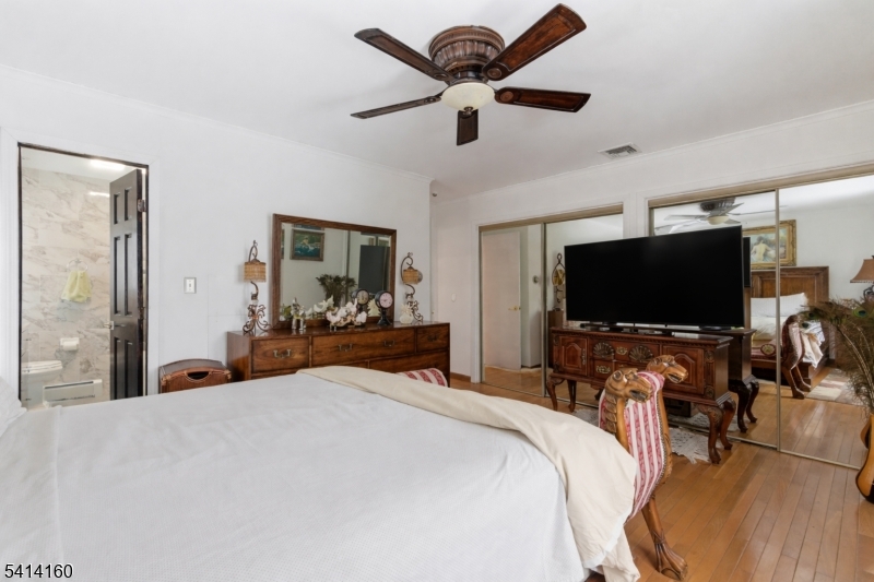 Simmons Lake - Residential