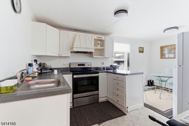 Simmons Lake - Residential