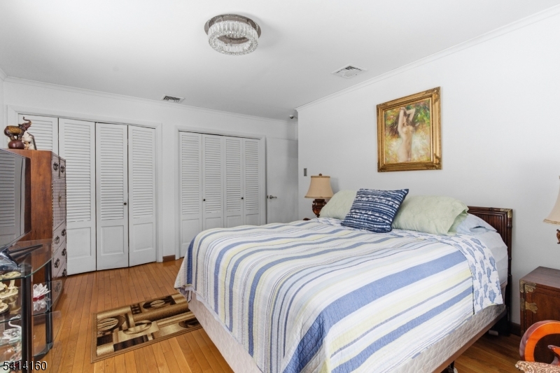 Simmons Lake - Residential