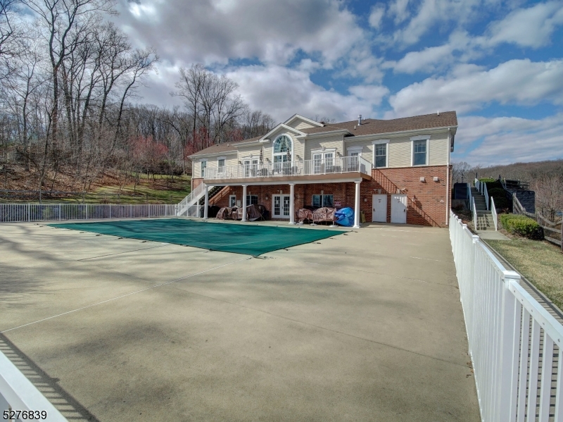 Nolans Ridge - Residential