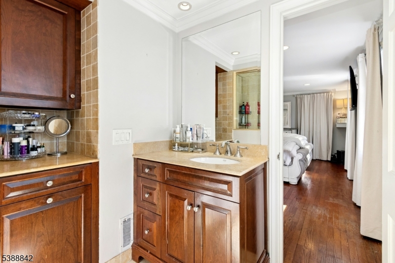 Historic Netherwood Heights - Residential