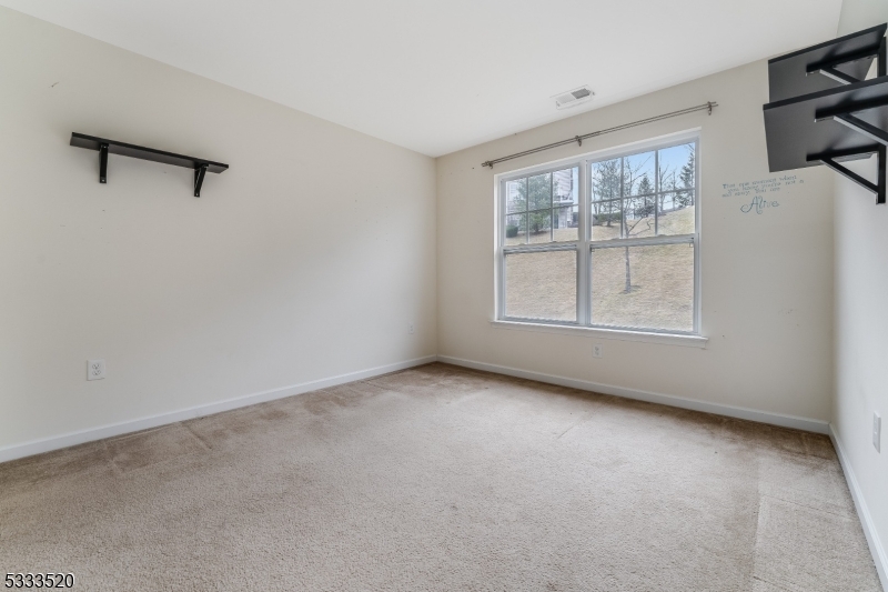 Allamuchy Twp., New Jersey 07840, United States, 3 Bedrooms Bedrooms, ,3 BathroomsBathrooms,Residential,Active,110666