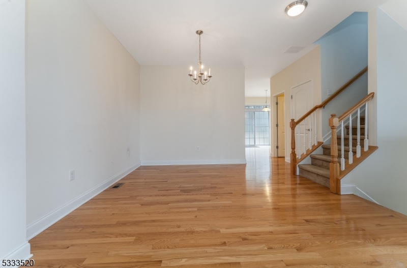 Allamuchy Twp., New Jersey 07840, United States, 3 Bedrooms Bedrooms, ,3 BathroomsBathrooms,Residential,Active,110666