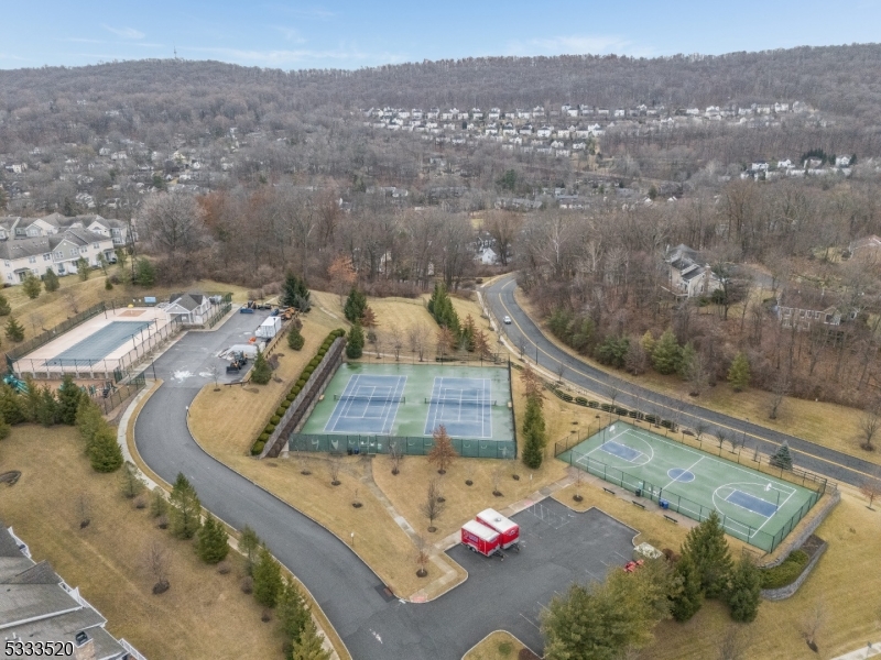 Allamuchy Twp., New Jersey 07840, United States, 3 Bedrooms Bedrooms, ,3 BathroomsBathrooms,Residential,Active,110666