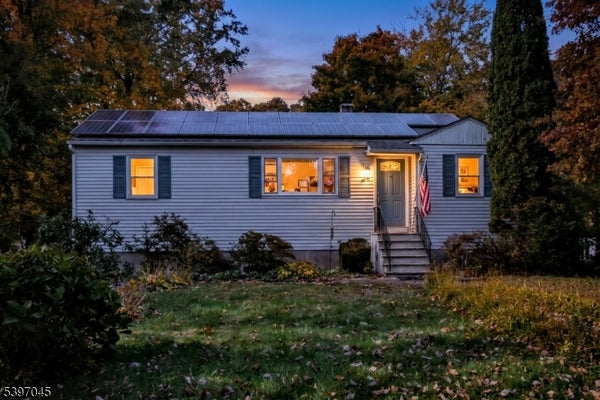 19 MILLINGTON AVE, HEWITT, NJ 07421 - Image 90e574b4c32b4b5b008a7fbd5e35e4a0/315681236