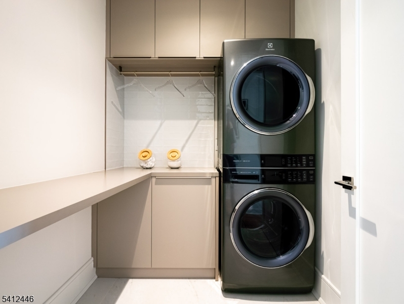 Upper Grande Rockleigh - Residential