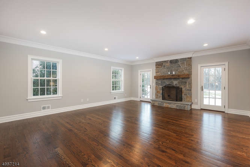 New Vernon - Residential