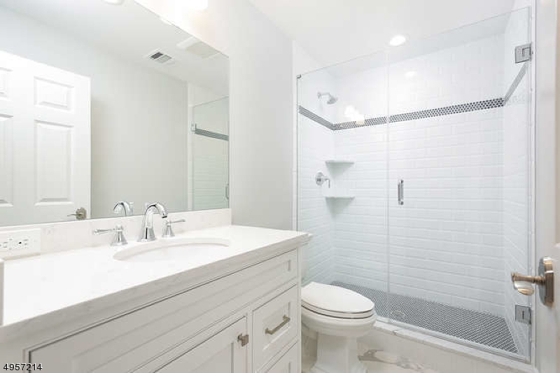 New Vernon - Residential