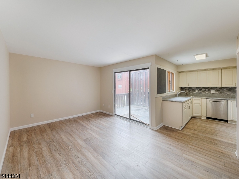 Hastings Square - Residential