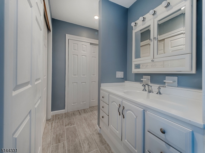 Hastings Square - Residential