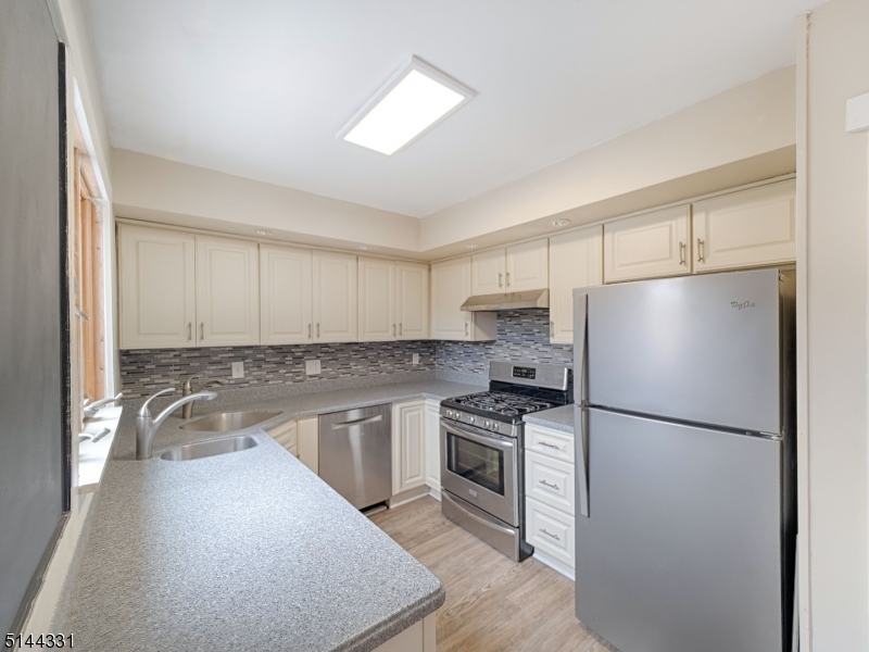 Hastings Square - Residential