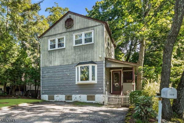 103 VERMONT TRL, HOPATCONG, NJ 07843 - Image 91372b2a2ea5c80bebeab07caafcd91e/4127265102