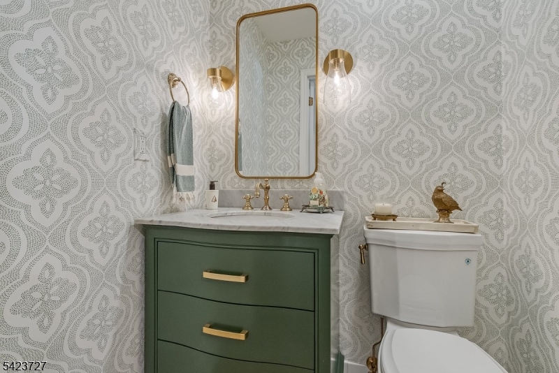 Eastgate Square Condo Assoc - Residential