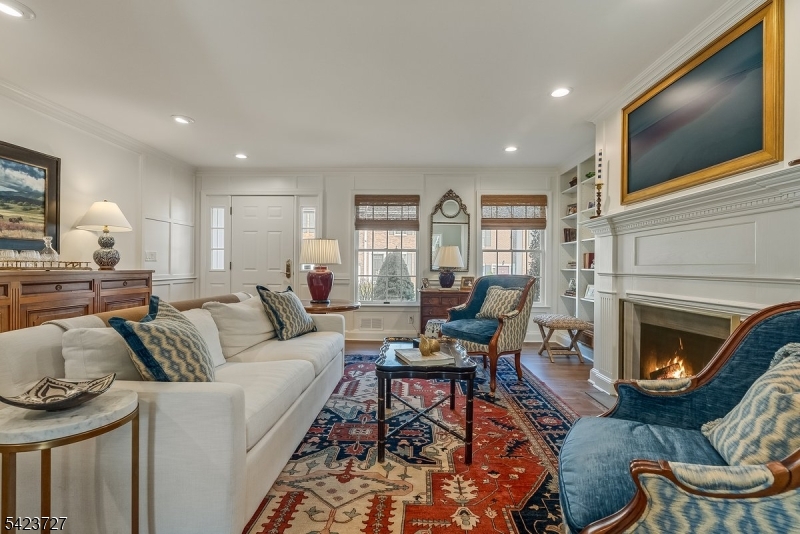 Eastgate Square Condo Assoc - Residential