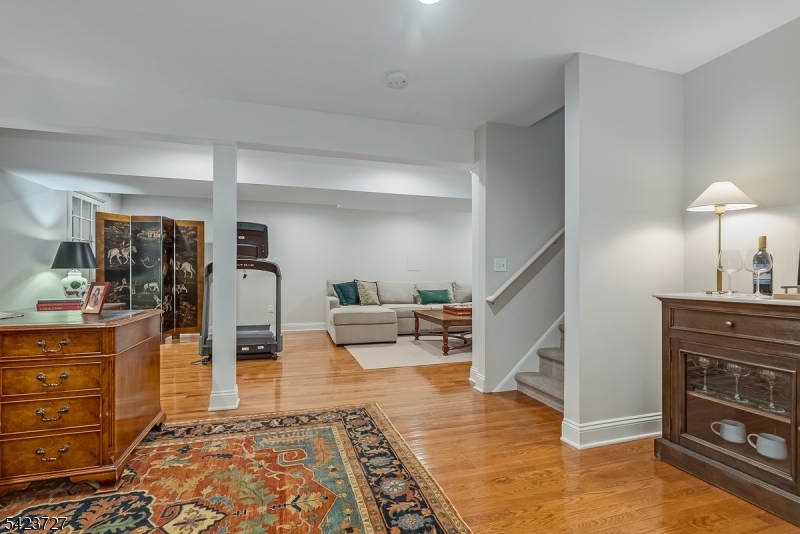 Eastgate Square Condo Assoc - Residential