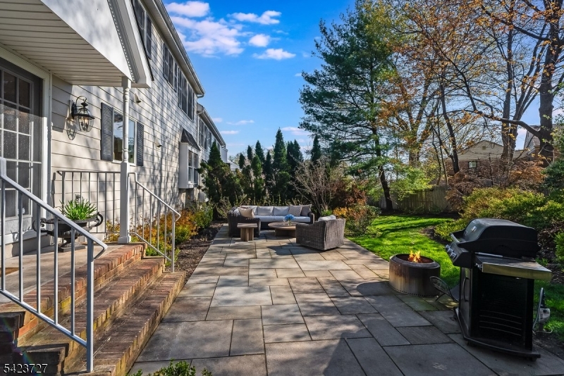 Eastgate Square Condo Assoc - Residential