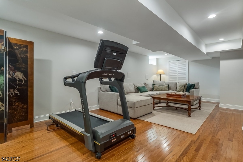 Eastgate Square Condo Assoc - Residential