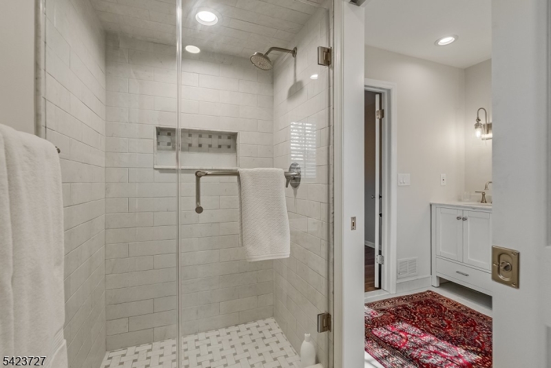 Eastgate Square Condo Assoc - Residential