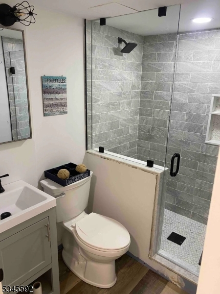 Greenwood Lake Lakefront - Residential