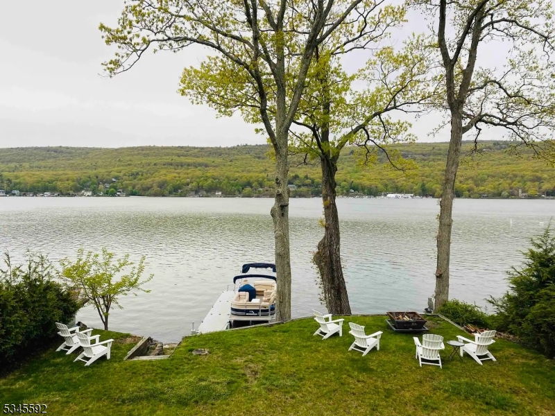 Greenwood Lake Lakefront - Residential