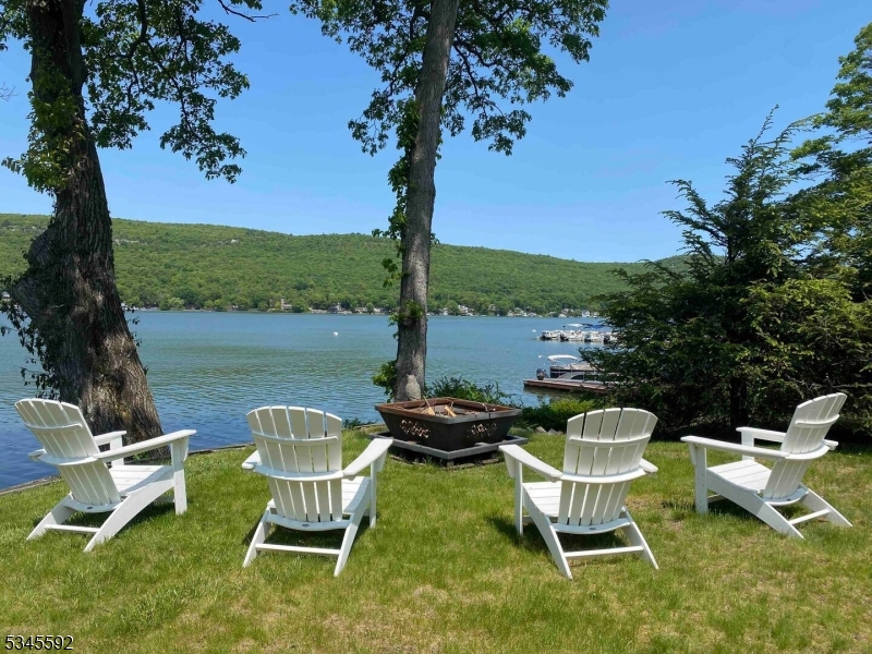 Greenwood Lake Lakefront - Residential
