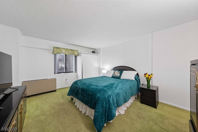 Linden Towers Condominiums - Residential