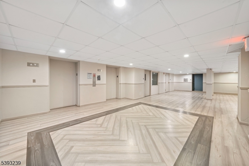 Linden Towers Condominiums - Residential