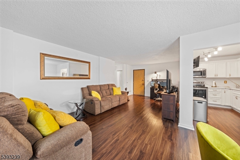 Linden Towers Condominiums - Residential