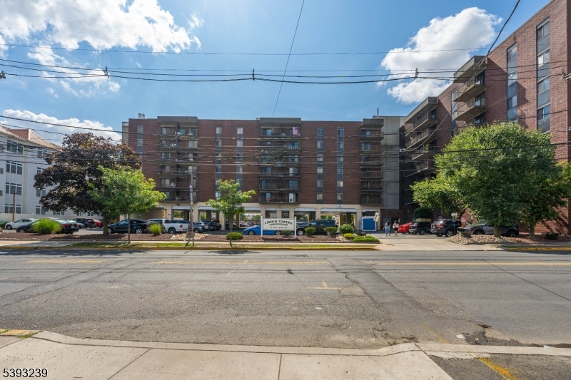 Linden Towers Condominiums - Residential