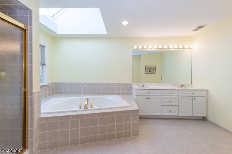 Coventry Chase - Residential