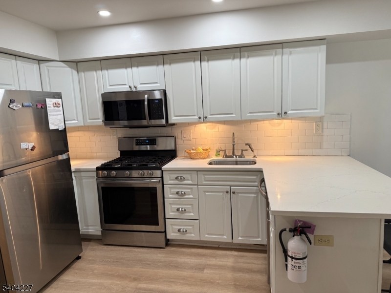 BERKLEY VILLAGE - Residential Lease