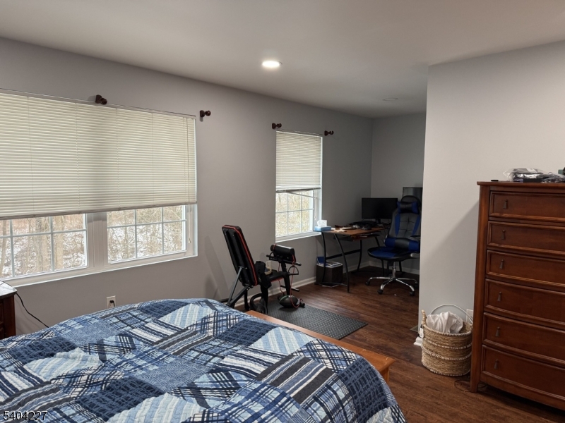 BERKLEY VILLAGE - Residential Lease