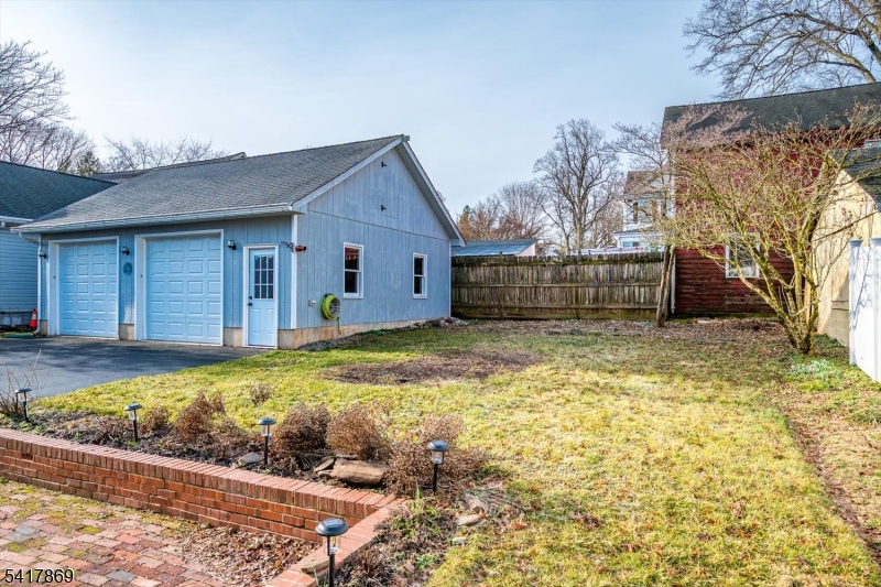 Neshanic Station - Residential