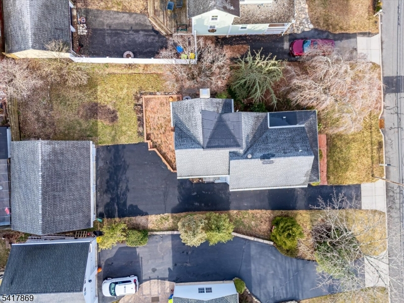 Neshanic Station - Residential