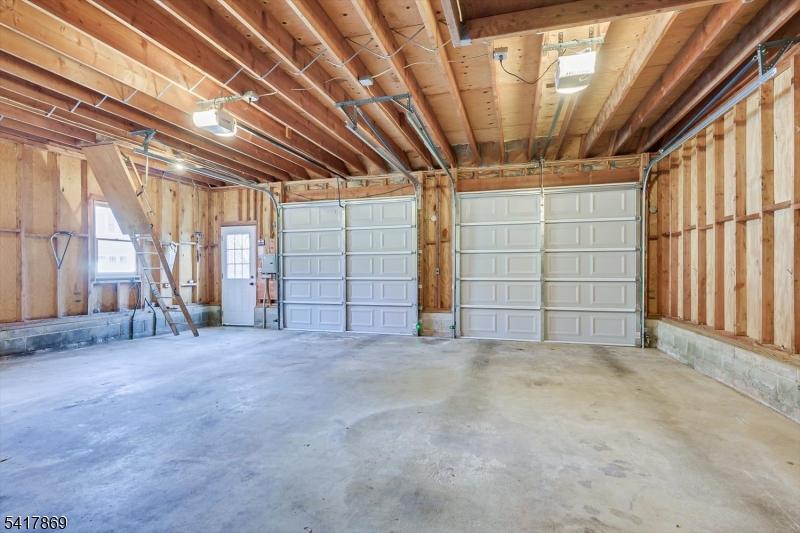 Neshanic Station - Residential