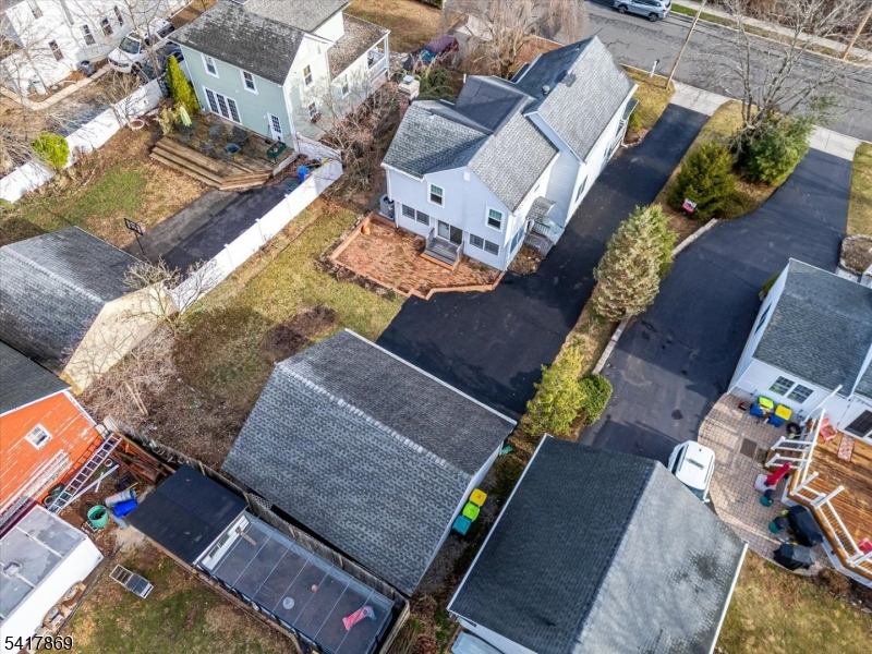 Neshanic Station - Residential