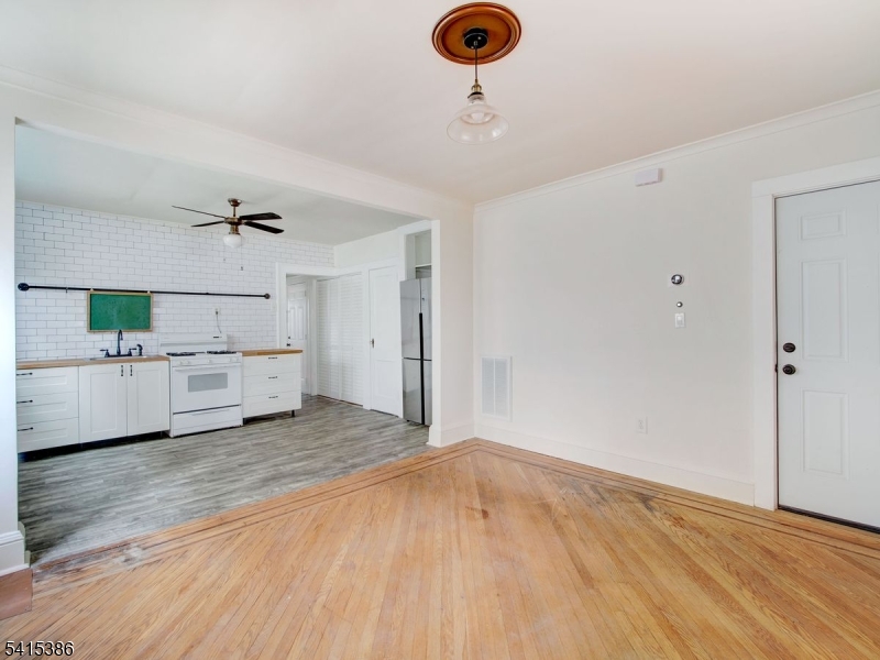 Watsessing - Residential Lease