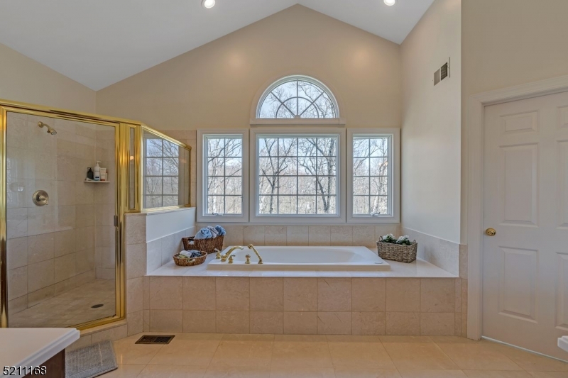 Highland Greens - Residential