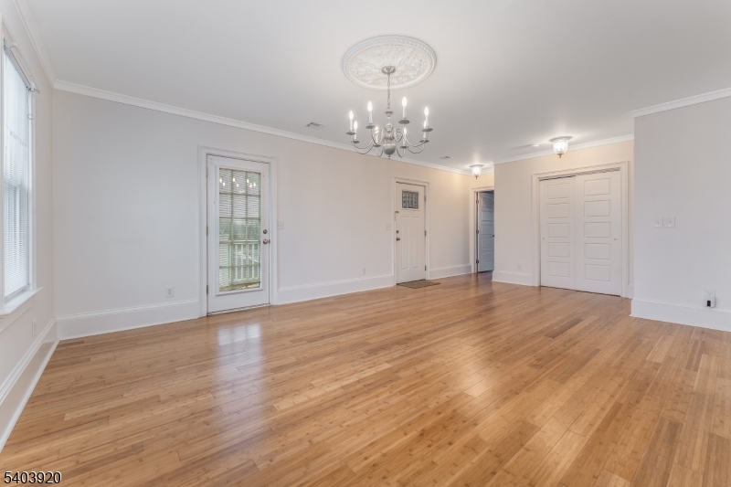 MAIN STREET - Residential Lease