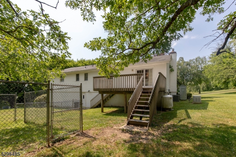 Simmons Lake - Residential