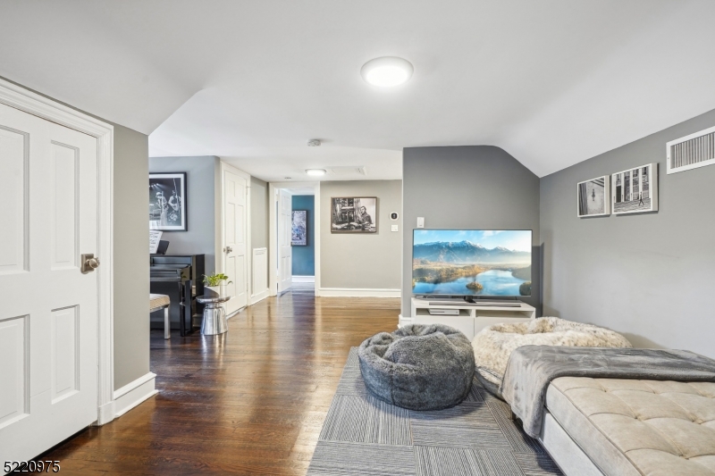 Newstead - Residential