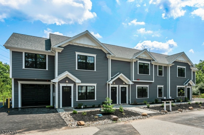 Photo 1 of 19 — 18 Columbia Rd 18C, Bernards Twp., NJ 07920
