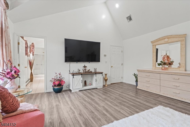 Olde Milford Estates - Residential