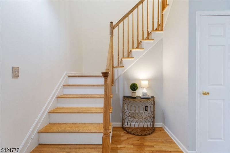 Montgomery Hills - Residential